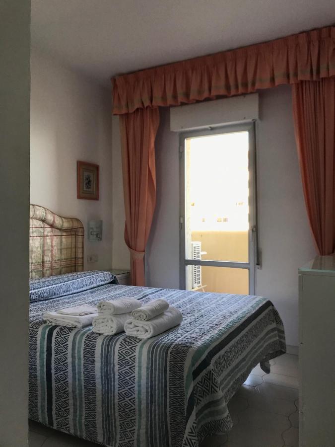 Estudios y Apartamentos Benal Beach Benalmádena Exterior foto